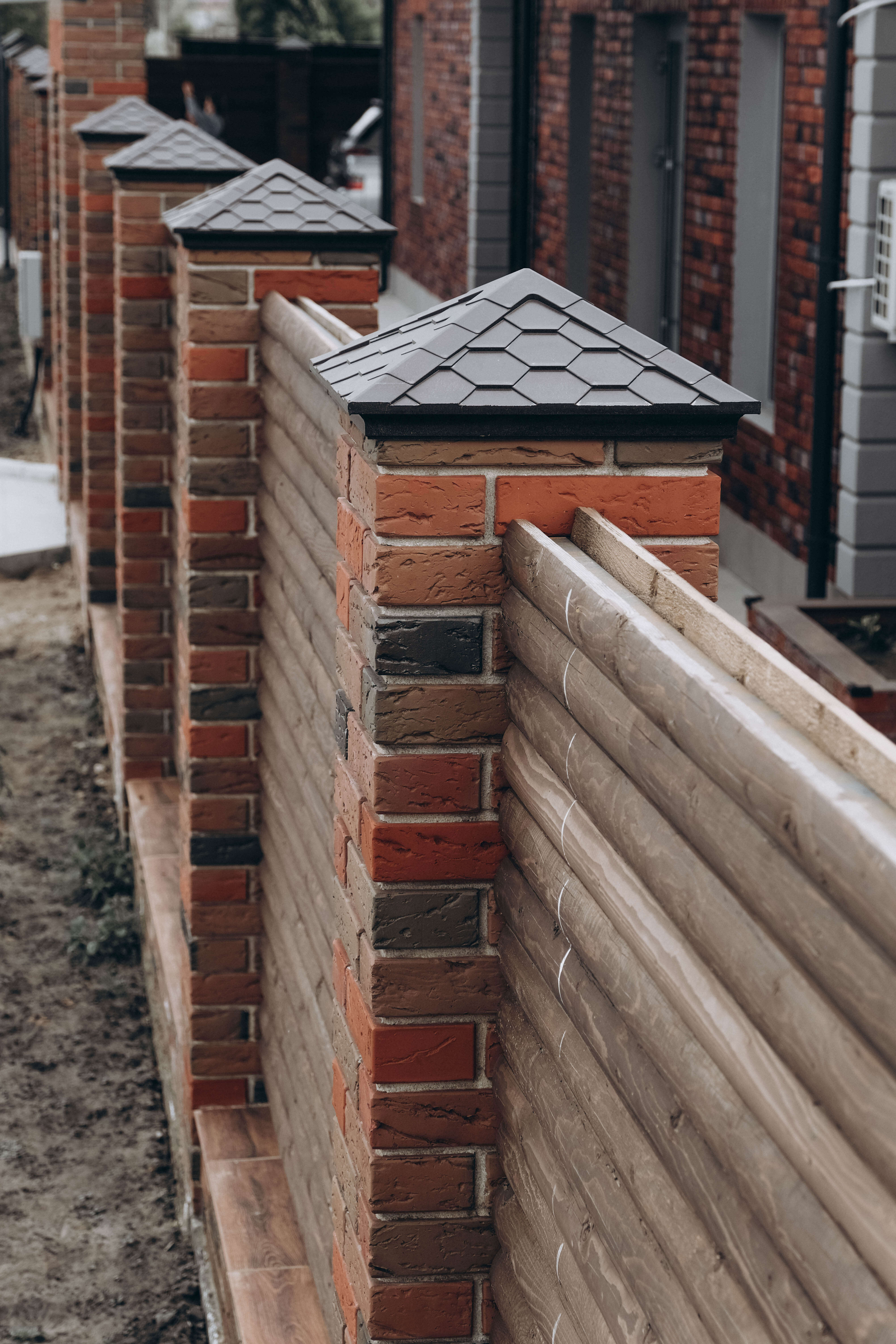 Колпак Zking Эверест Коричневый на столб 1.5х1.5 кирпича (390х390мм) в Оренбурге фото